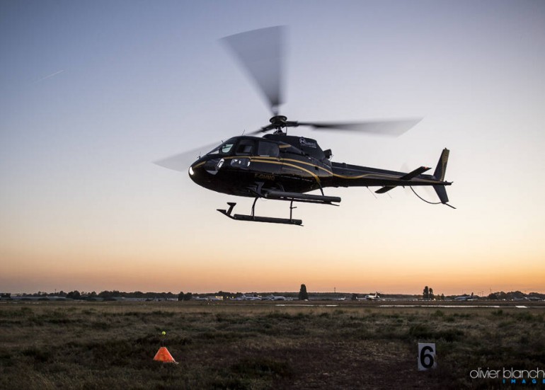 Survol De L Ile De Re En Helicoptere Heliberte Activites De Loisirs Outdoor In La Rochelle La Rochelle Tourisme